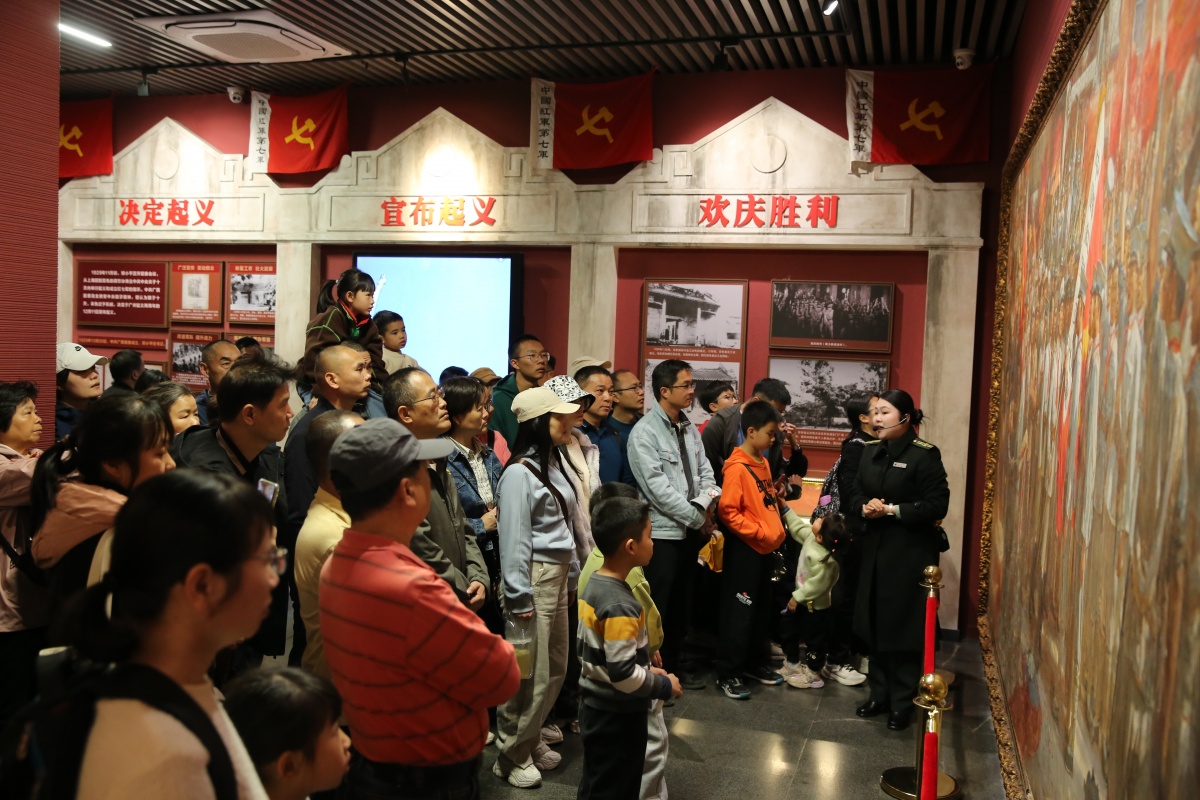 创新讲好红色故事百色起义纪念馆这样做→2025/6/11红领巾探访侨乡记忆馆