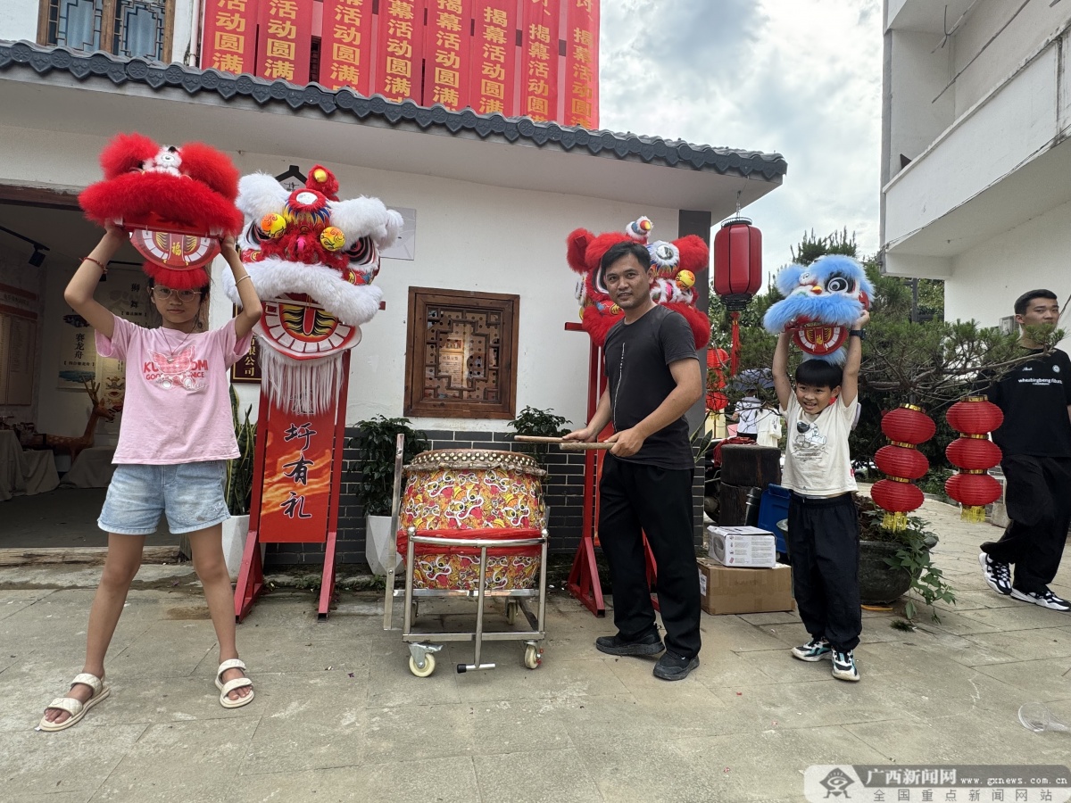 九游娱乐官网全国夏季“村晚”为何落在梧州市富回村？(图7)