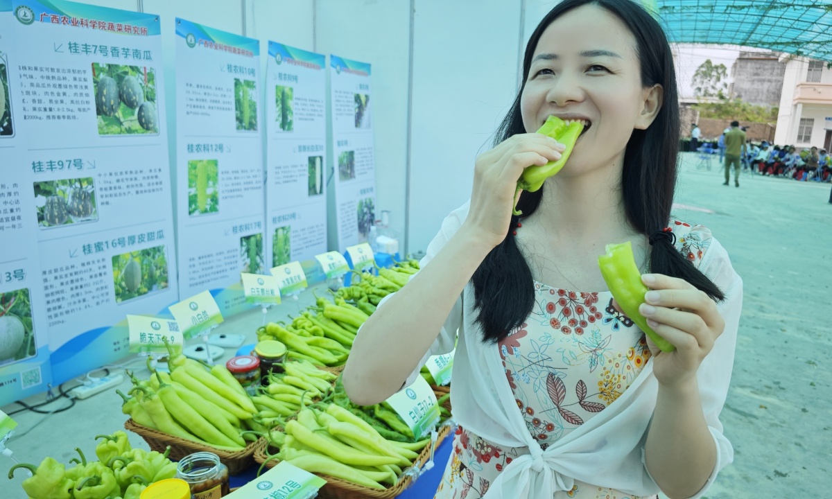 辣椒、节瓜能当水果吃？蔬菜新品种大会解锁它们的新吃法→