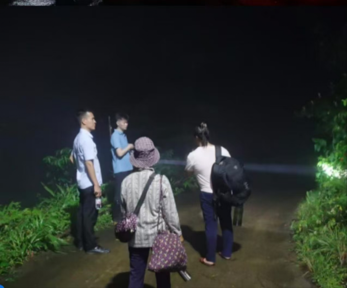 防城港一村庄发生地质灾害隐患，7名群众安全转移