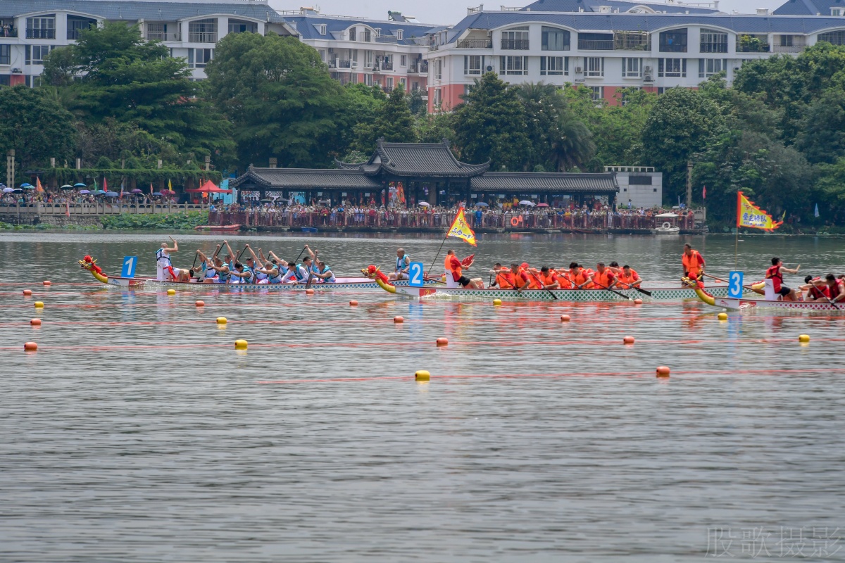 贵港市港北区东湖端午龙舟赛激情开赛(图3)