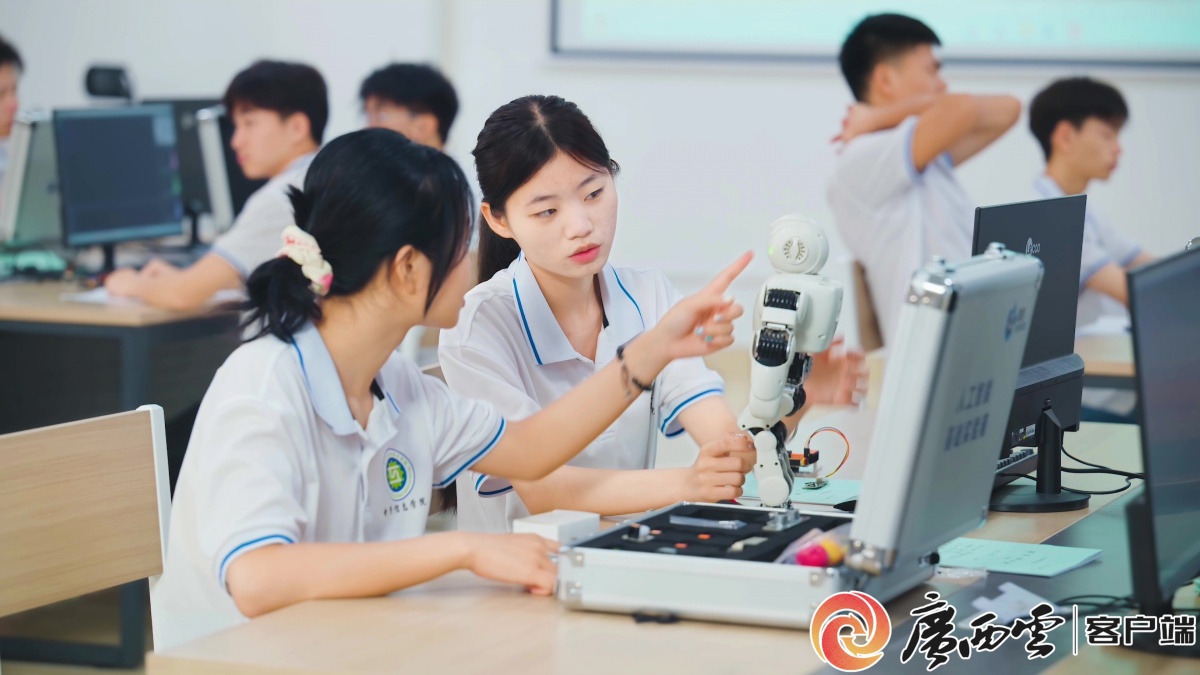职教调查丨九州百工焕新 南疆何处立峰(图3)