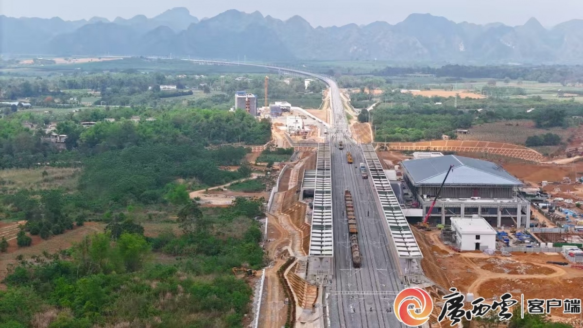 按下“快进键”广西重大项目建设跑出“加速度”(图3)