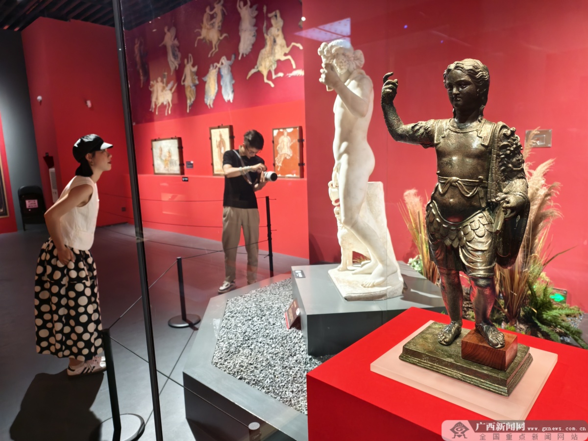 除了“九宫格”我们还能在展厅里获得什么？(图12)