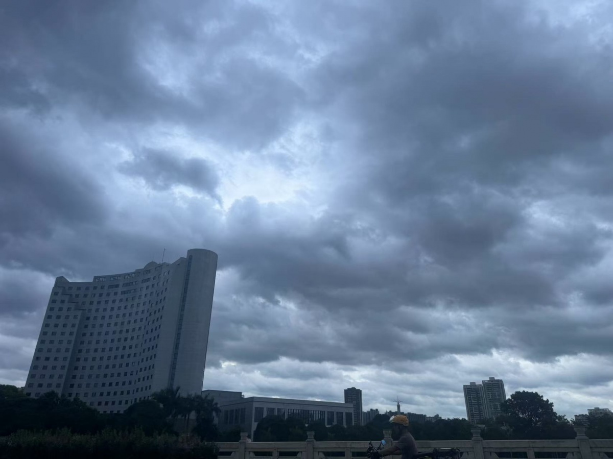 广西多地发布暴雨红色预警！雨水“攻击”将持续到……