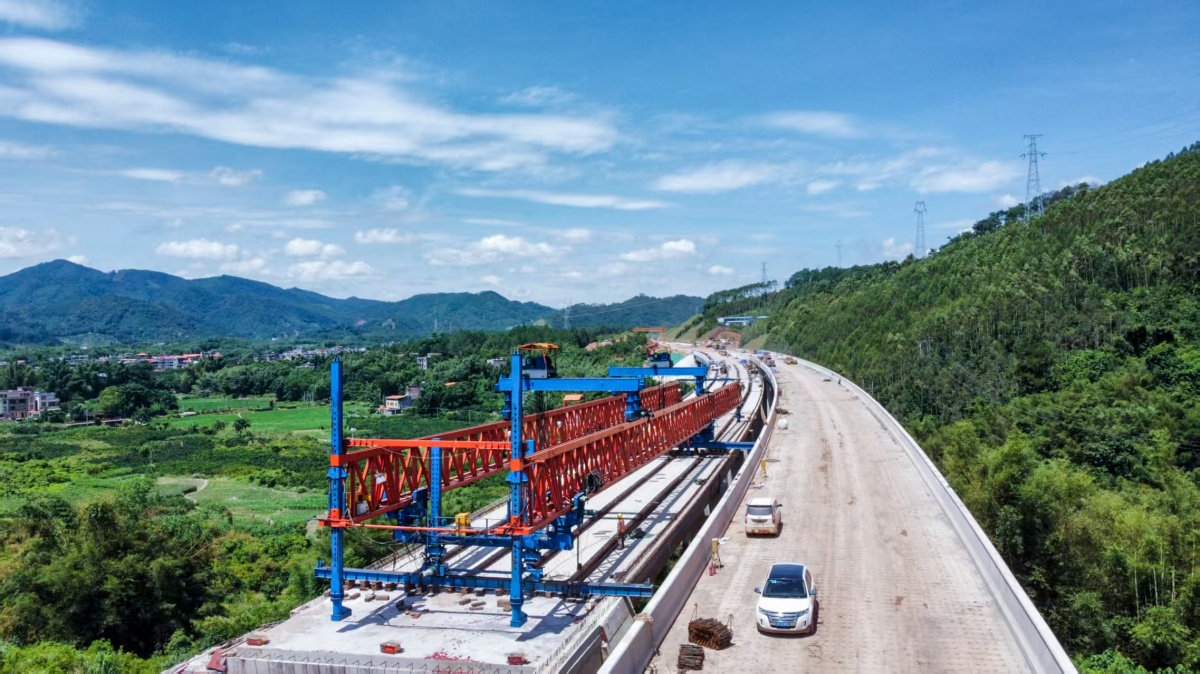 ���Ѹ��ٹ�·��Ŀȫ����Ƭ�������