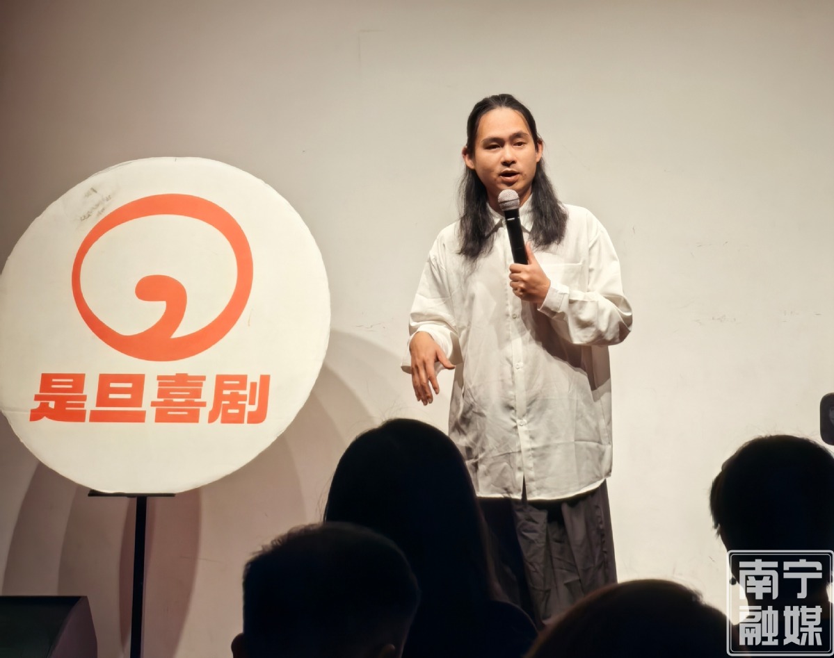 人气渐涨！南宁喜剧小剧场成市民“新宠”(图2)