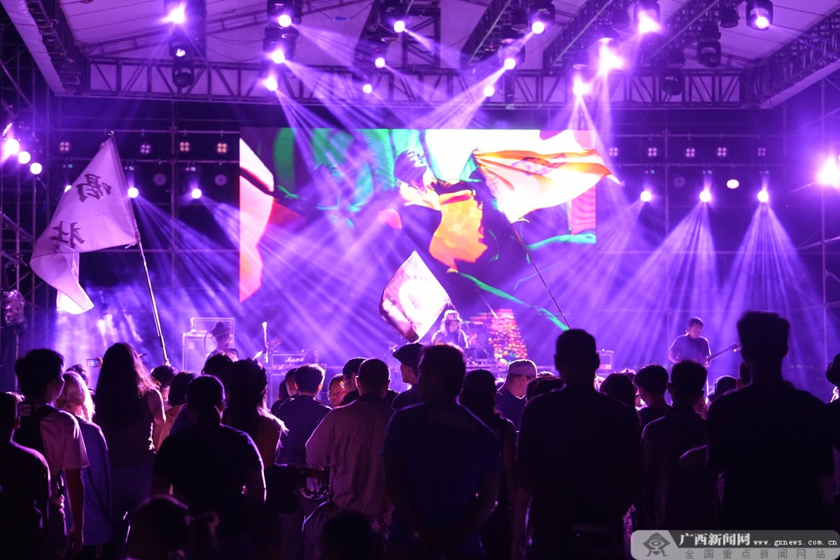 头条 双台交替开唱晚风醉了j9九游会登录广西日报桂林(图5) 头条 双台交替开唱晚风醉了j9九游会登录广西日报桂林(图5)