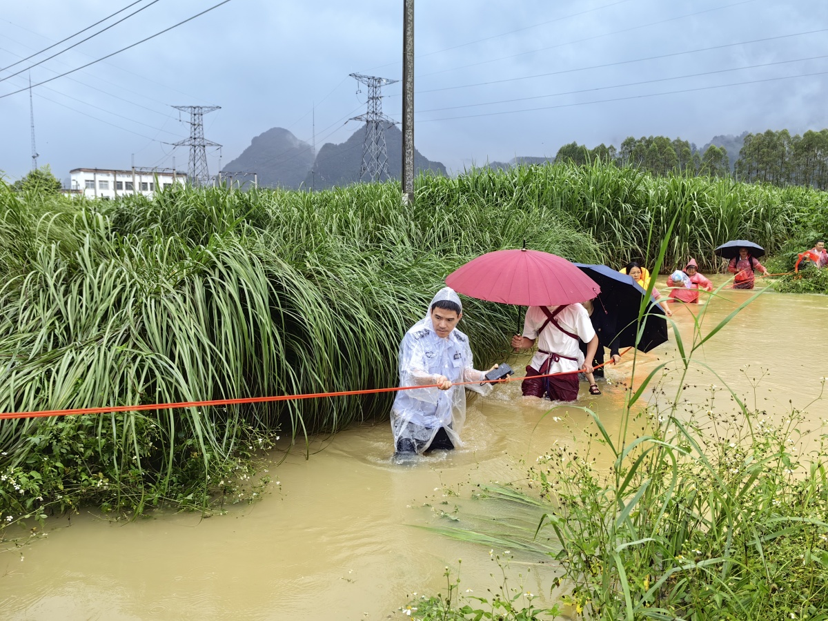 百色多地遭遇洪灾，当地各部门闻“汛”而动