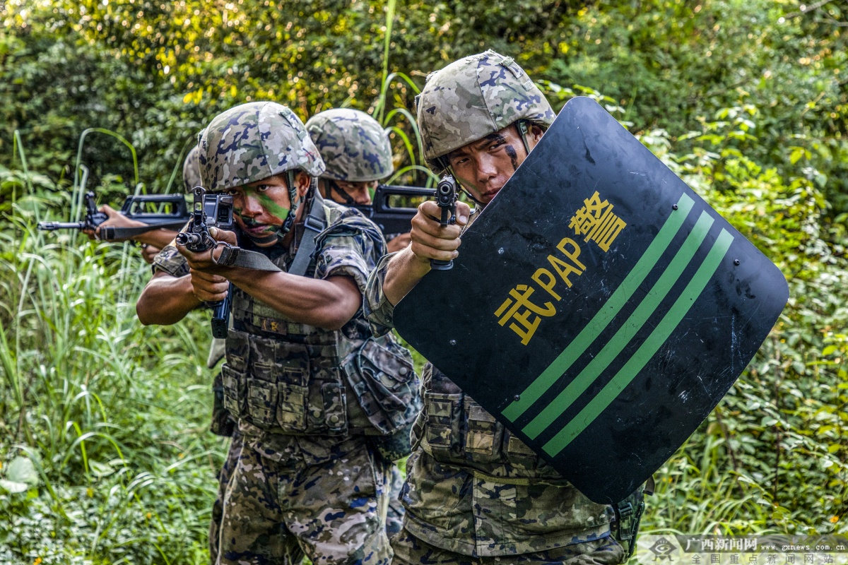 ��λ��սλ �ں�����Ϊ��Ӯ