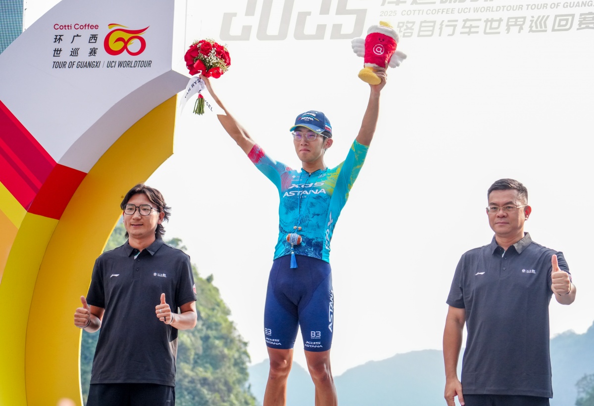 λ㣬ͬʣޡﲩﻷպٻ񡰸Ҷ