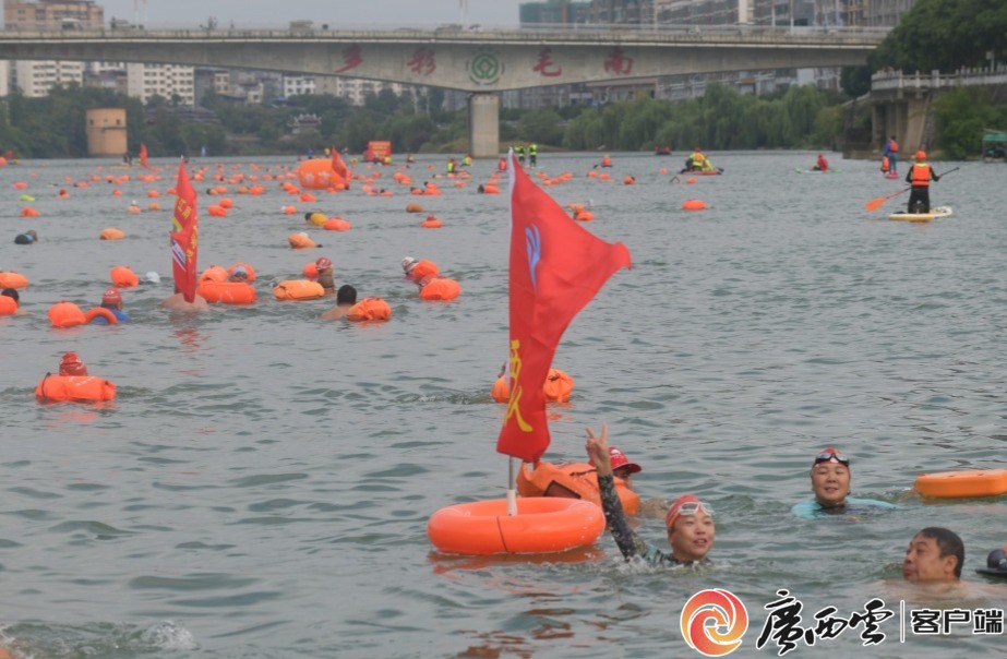 我在现场 跟着水上赛事 遇见多彩毛南(图4)