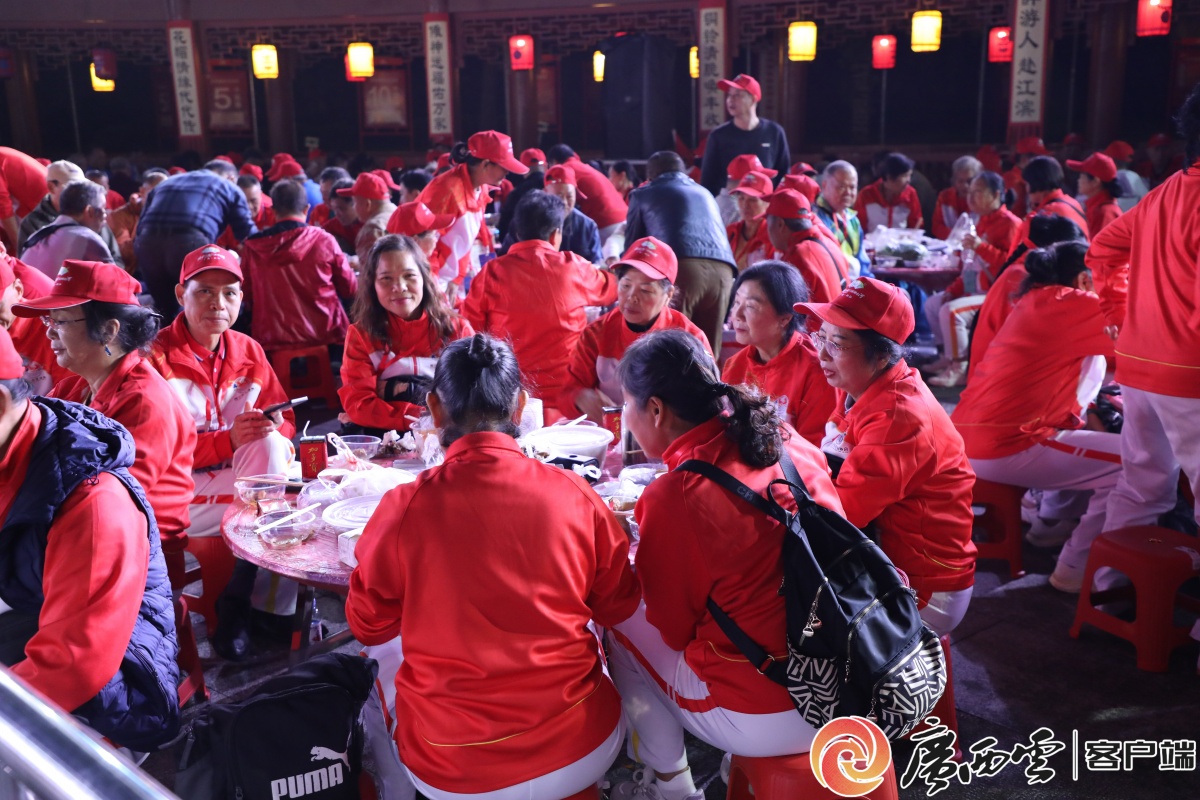 我在现场 跟着水上赛事 遇见多彩毛南(图5)