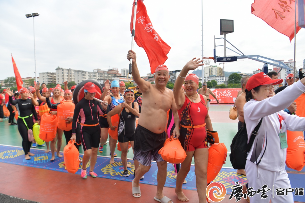 我在现场 跟着水上赛事 遇见多彩毛南(图1)