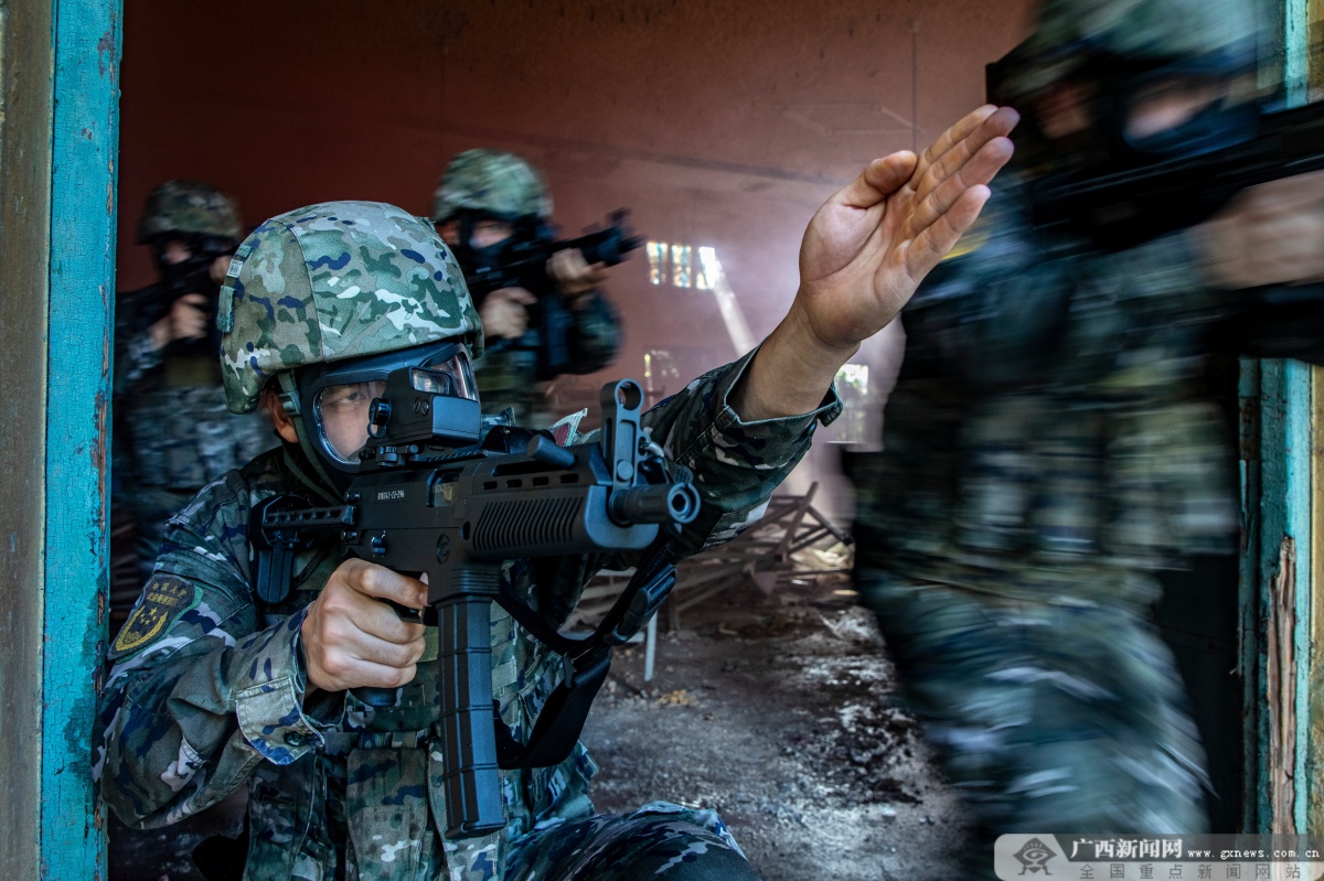 侯ٱ(sh)(zhn) Nf(xi)ͬ(jin)