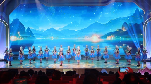 ͯЇVꃺͯԁӼչFe