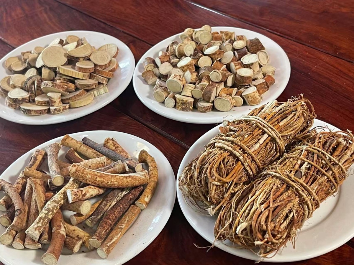 健脾祛湿的好选择——五指毛桃药膳汤做起来