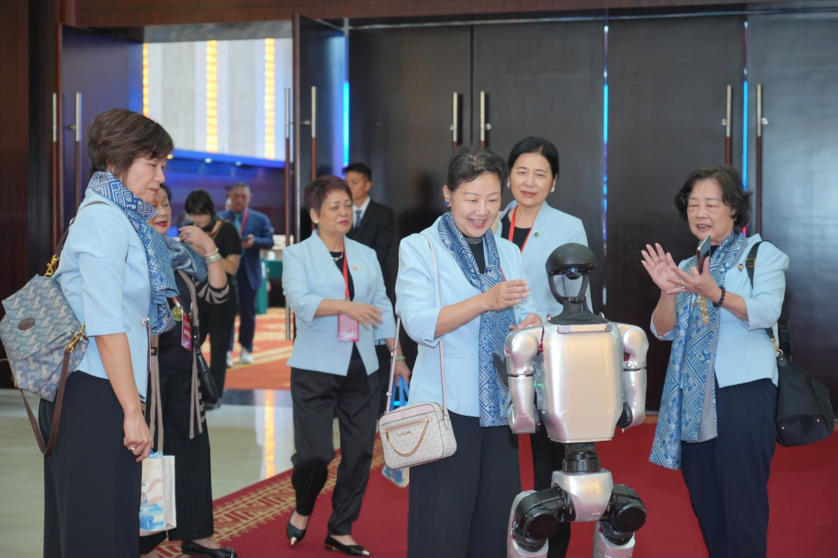 跨越海峡的“AI握手”——第二十一届桂台经贸文化合作论坛侧记九游app(图2)