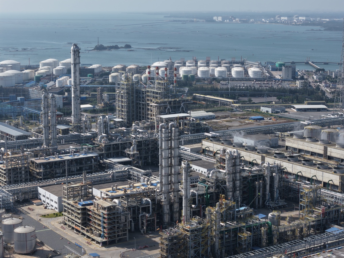 60�����������Ϊ���仧�����������׼�ǧ�ڼ�רҵ����԰��