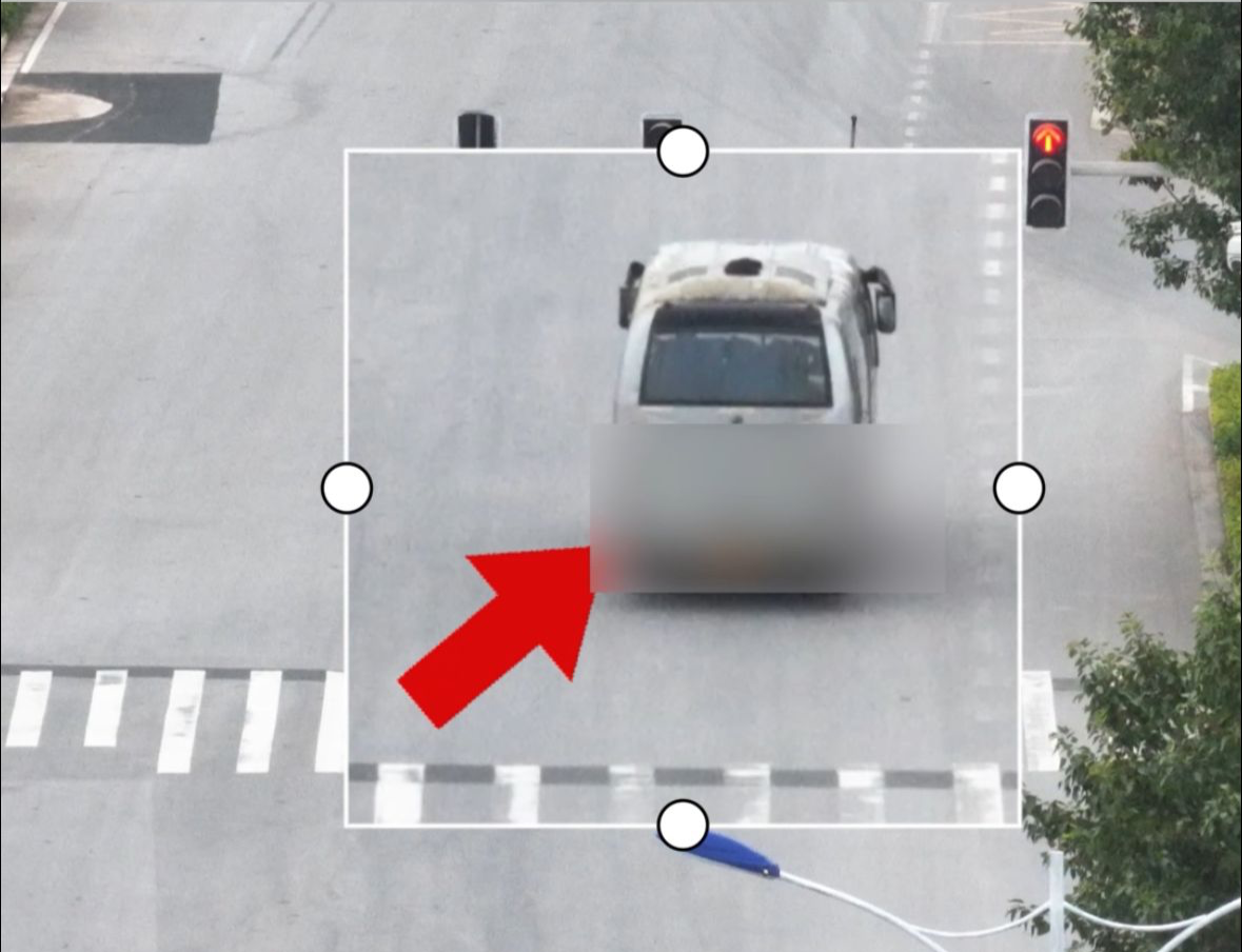 注意！现场处罚！南宁这些路段抓拍闯红灯