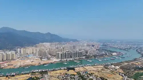 �����ձ����ͷ������ƽ��ǿ���˳� ����Ҹ��»���