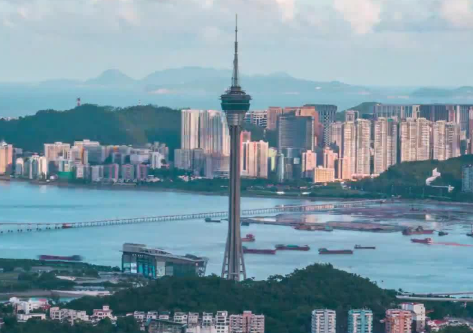 时习之丨习近平情系祖国的“掌上明珠”