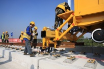 ����������ֱ����Ϫ���ο�ʼ�̹죬Ԥ�����꽨��ͨ��