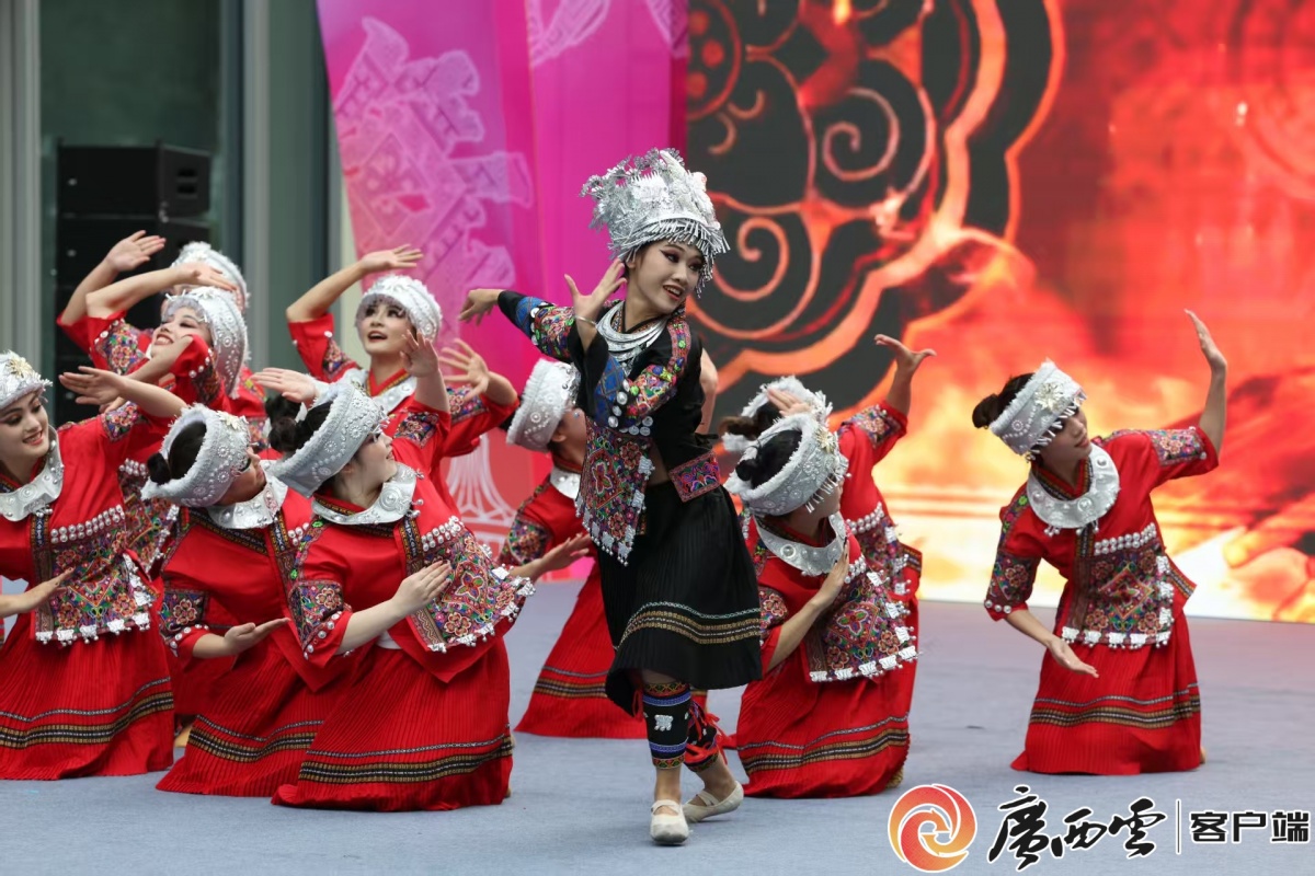 潮舞风暴席卷广西最强舞者诞生！(图1)