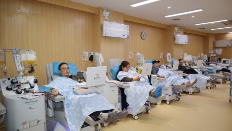 �����ů�ģ������г������ľ�Ѫ�ݣ����ɣ���������