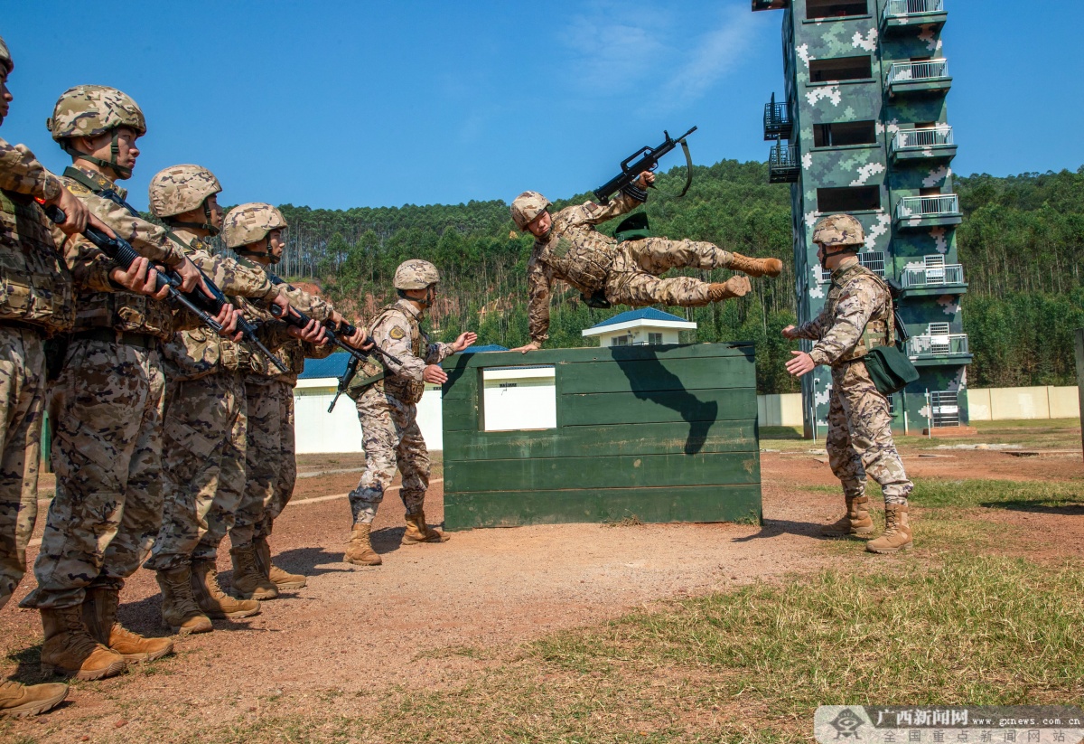 �侯�ٱ���չ���Ŀѵ��