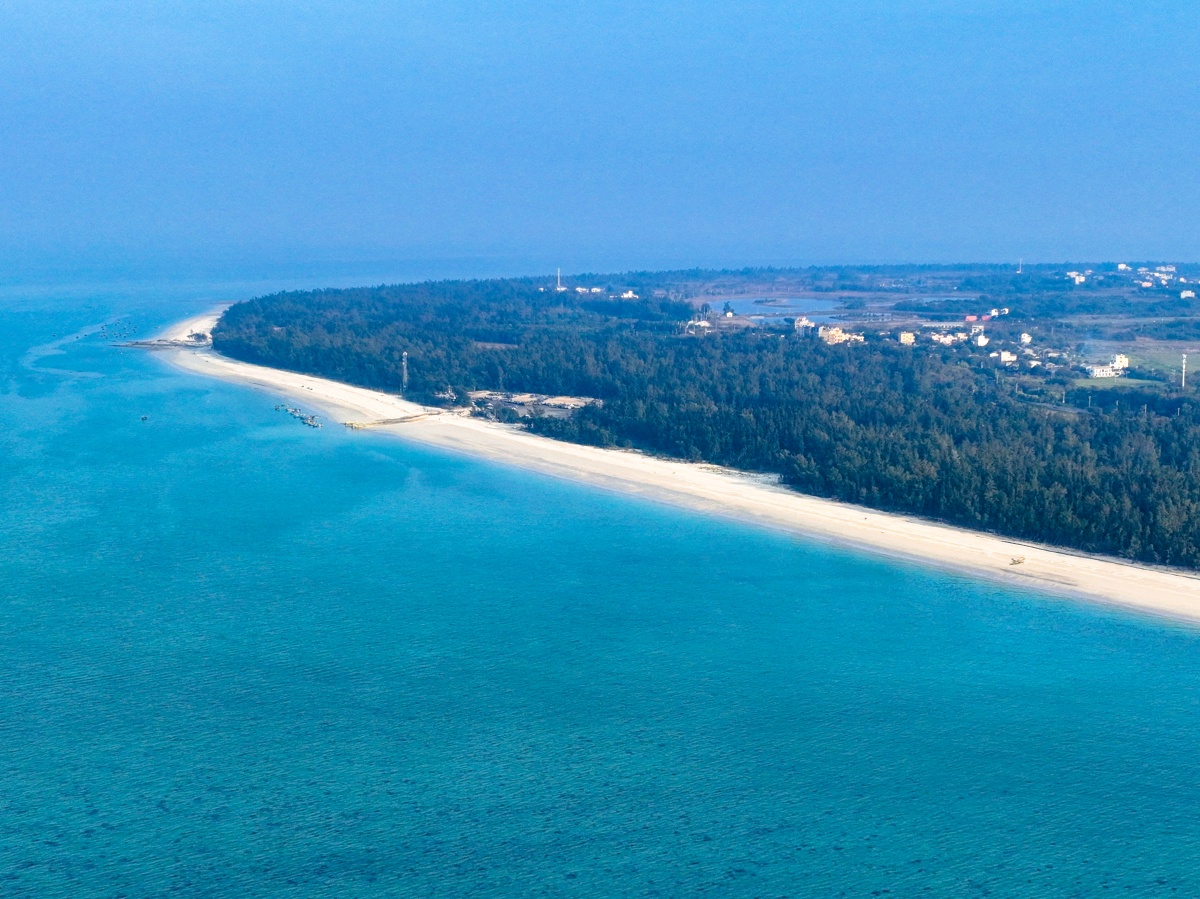 大美中国·壮美广西0115丨云雾绕楼宇 远山隐云海