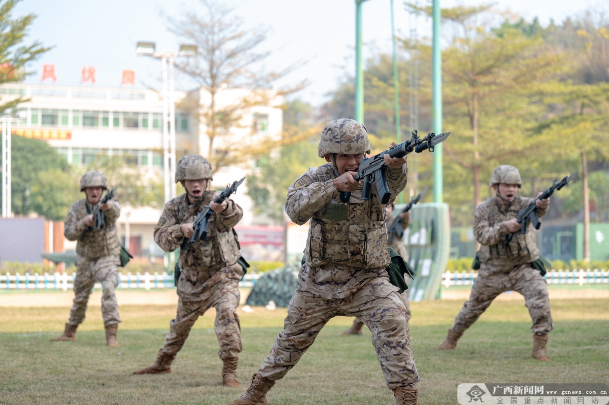 �����½����â ������ս����ʱ