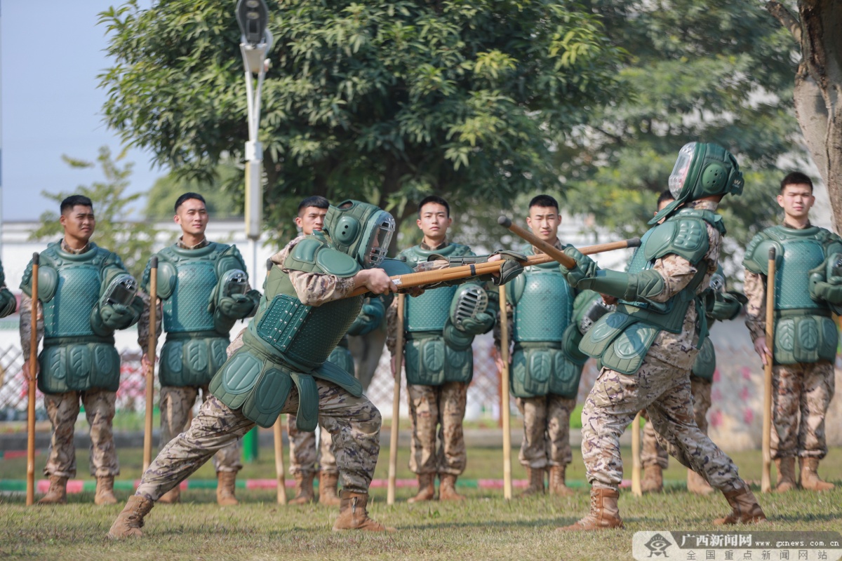 �����½����â ������ս����ʱ