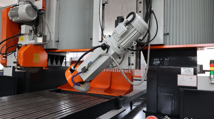 �����״η�����УԺ���Ƽ��ɹ�ת������