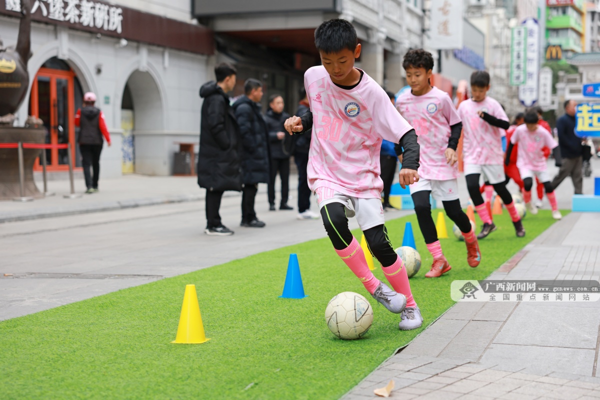 2��1�ս��c(di��n)�D