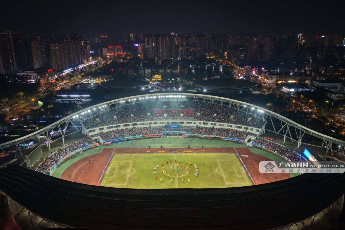 2��2�ս��c(di��n)�D