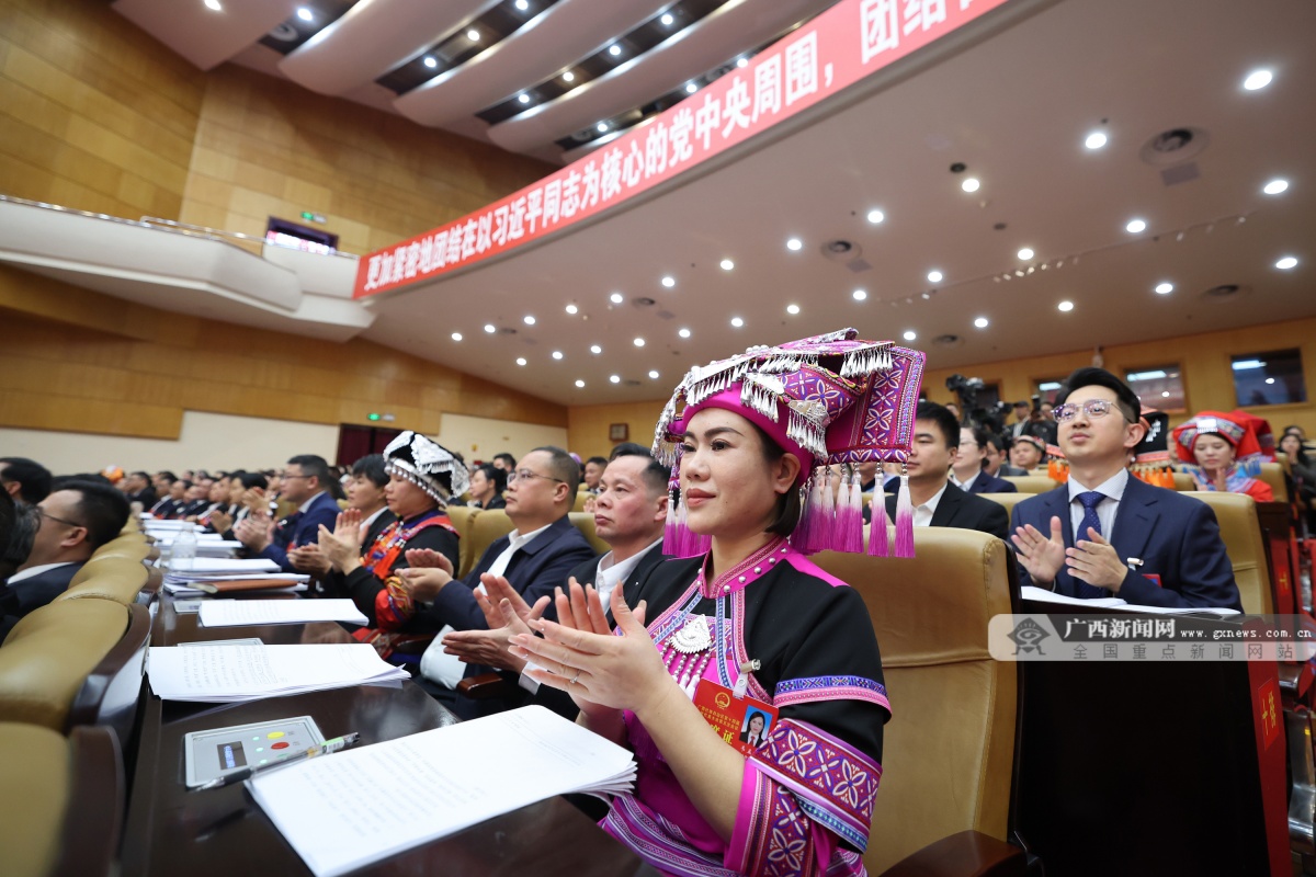 2��3�ս��c(di��n)�D