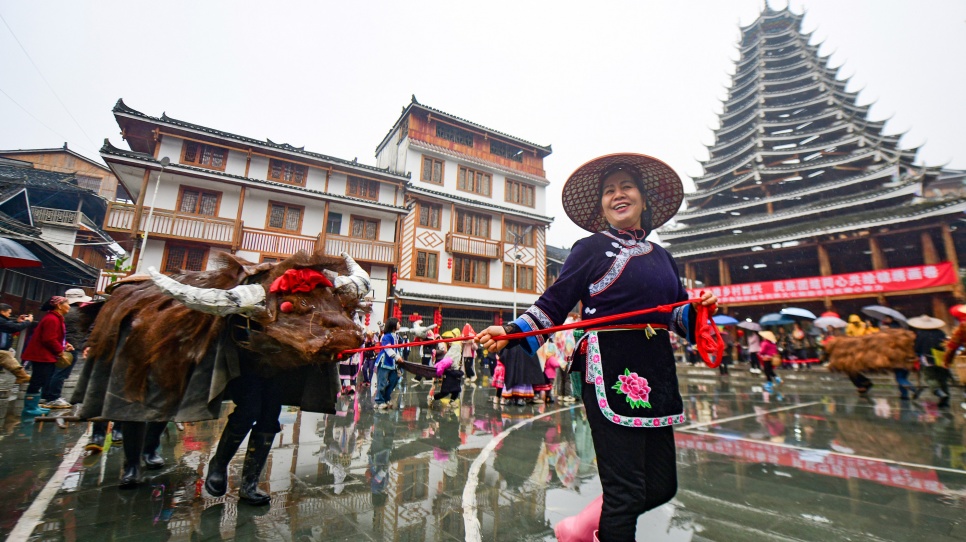 2��5�ս��c(di��n)�D