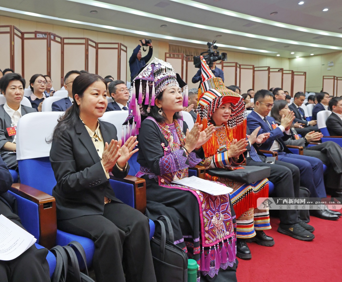 2��6�ս��c(di��n)�D