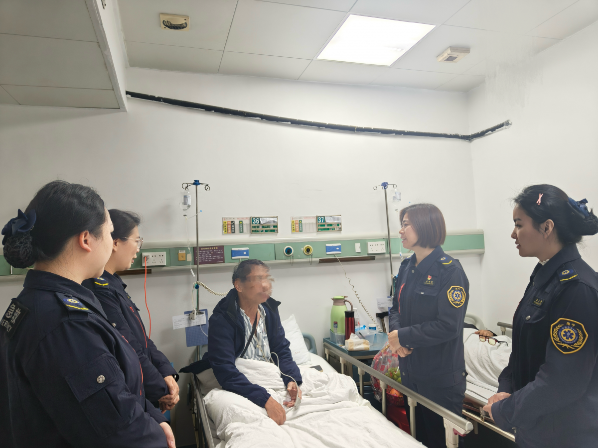 南宁一男子打球突发晕厥，生死一瞬，120调度员在线搭建生命通道