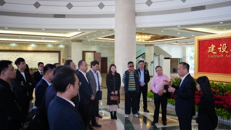 ����Ϊ�š����Ǹ���ح�������칲���й��������˹����ܺ���