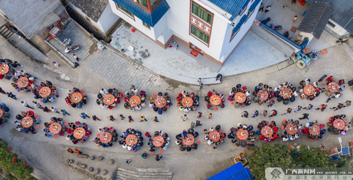 2��16�ս��c(di��n)�D