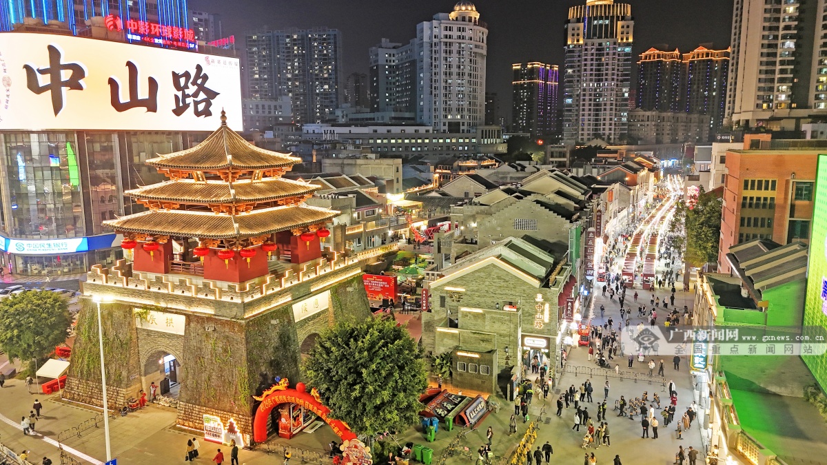 2��16�ս��c(di��n)�D