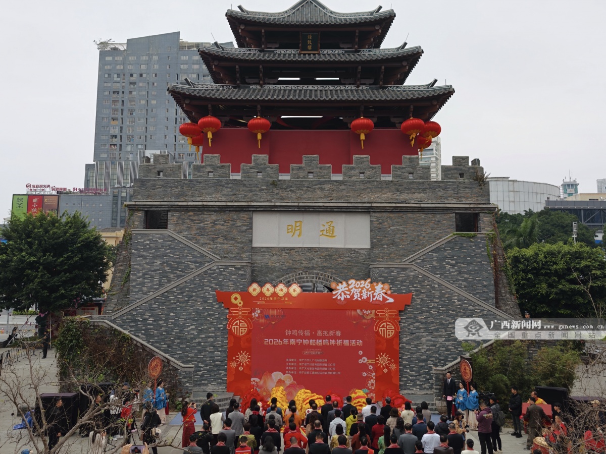 2��18�ս��c(di��n)�D