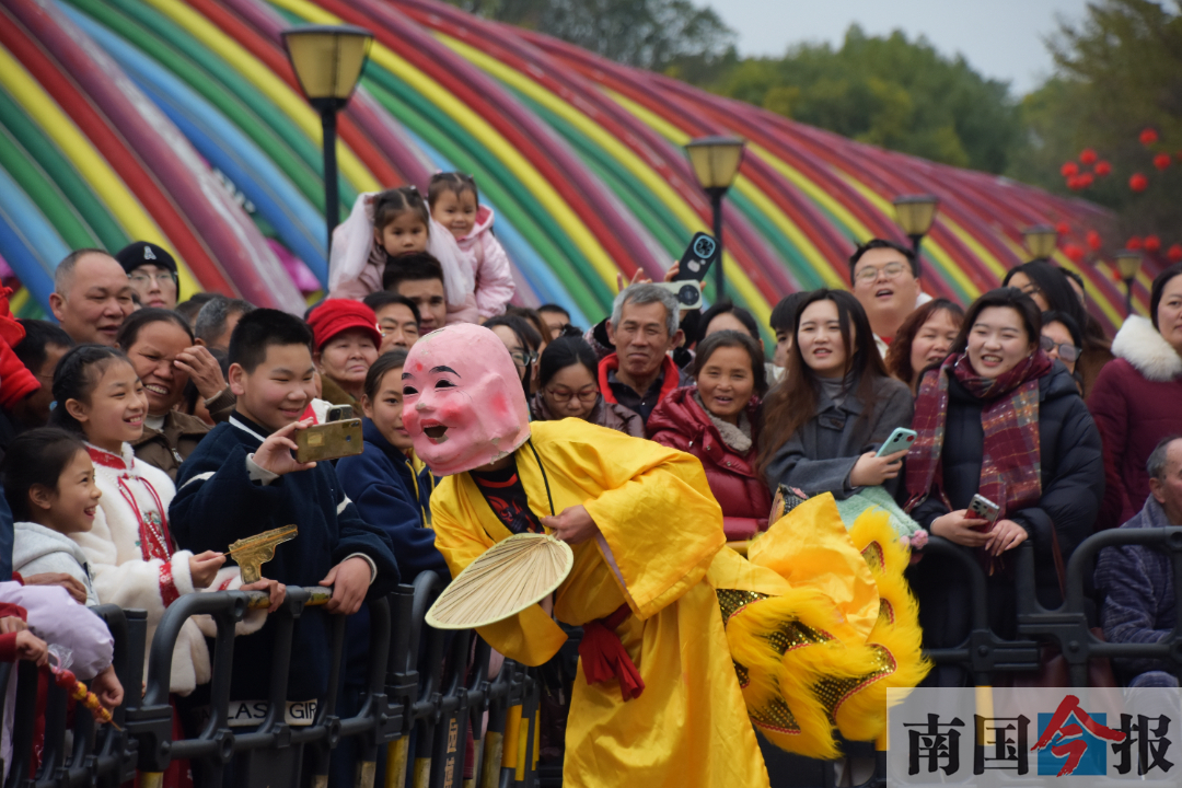 2��18�ս��c(di��n)�D