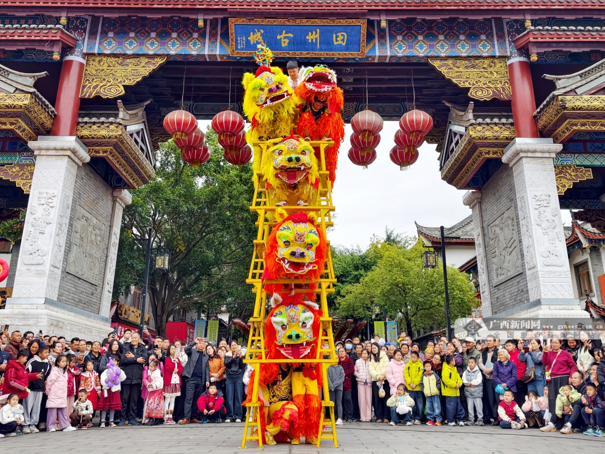 2��19�ս��c(di��n)�D