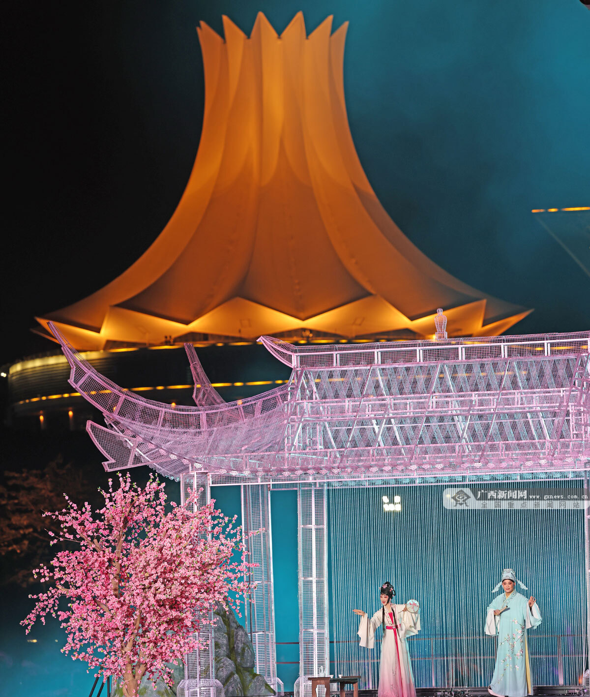 2��19�ս��c(di��n)�D