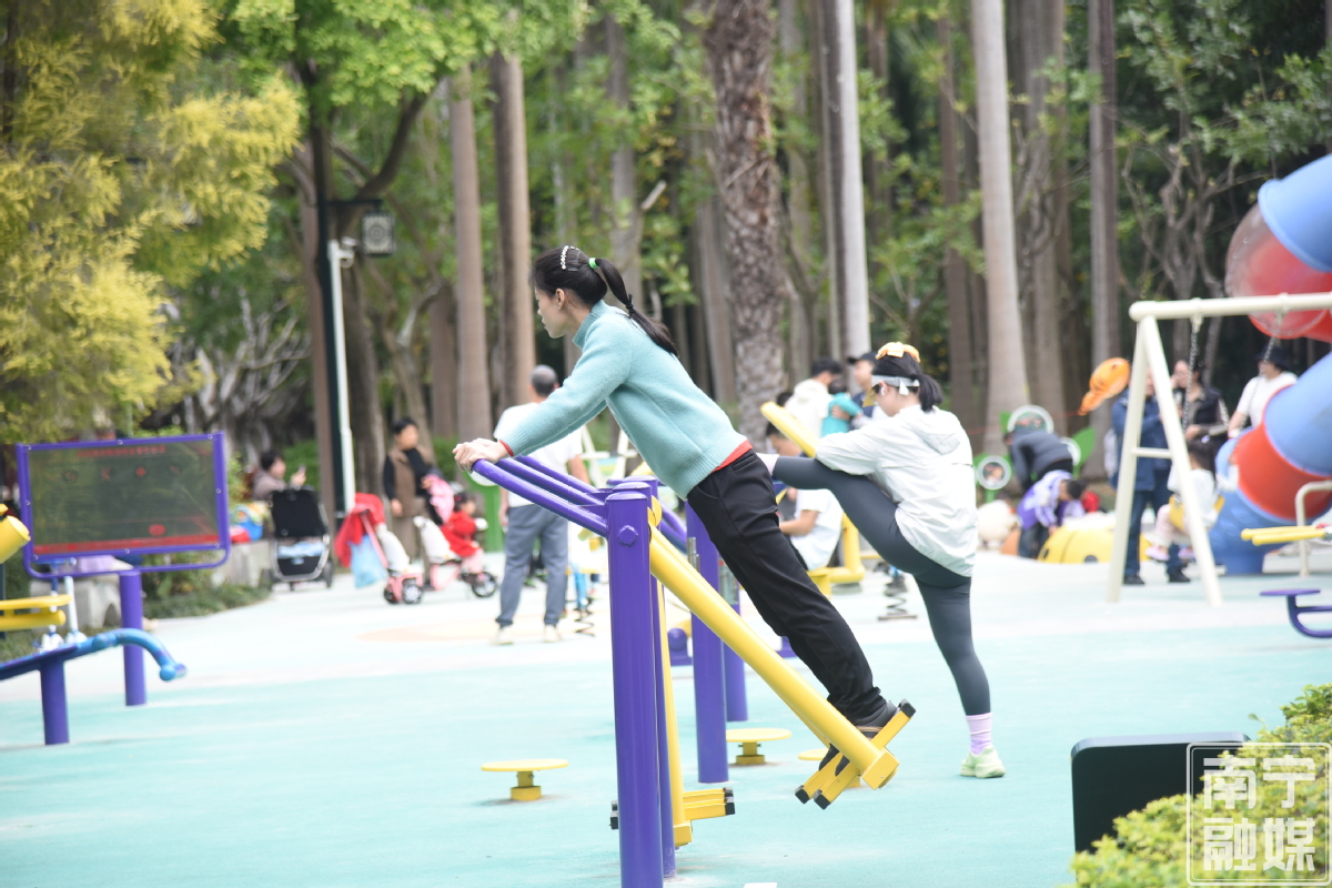 运动贺新春活力满绿城！南宁春节健身热潮不减九游体育(图1)