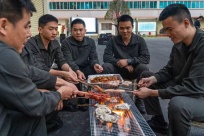 ��Ҥ��Ʈ�㡢����ӳЦ��������Ӫ����������Ȧ�ۡ�