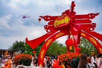 ����ɽ�羰�������ڼ�Ӵ��οͳ�135��